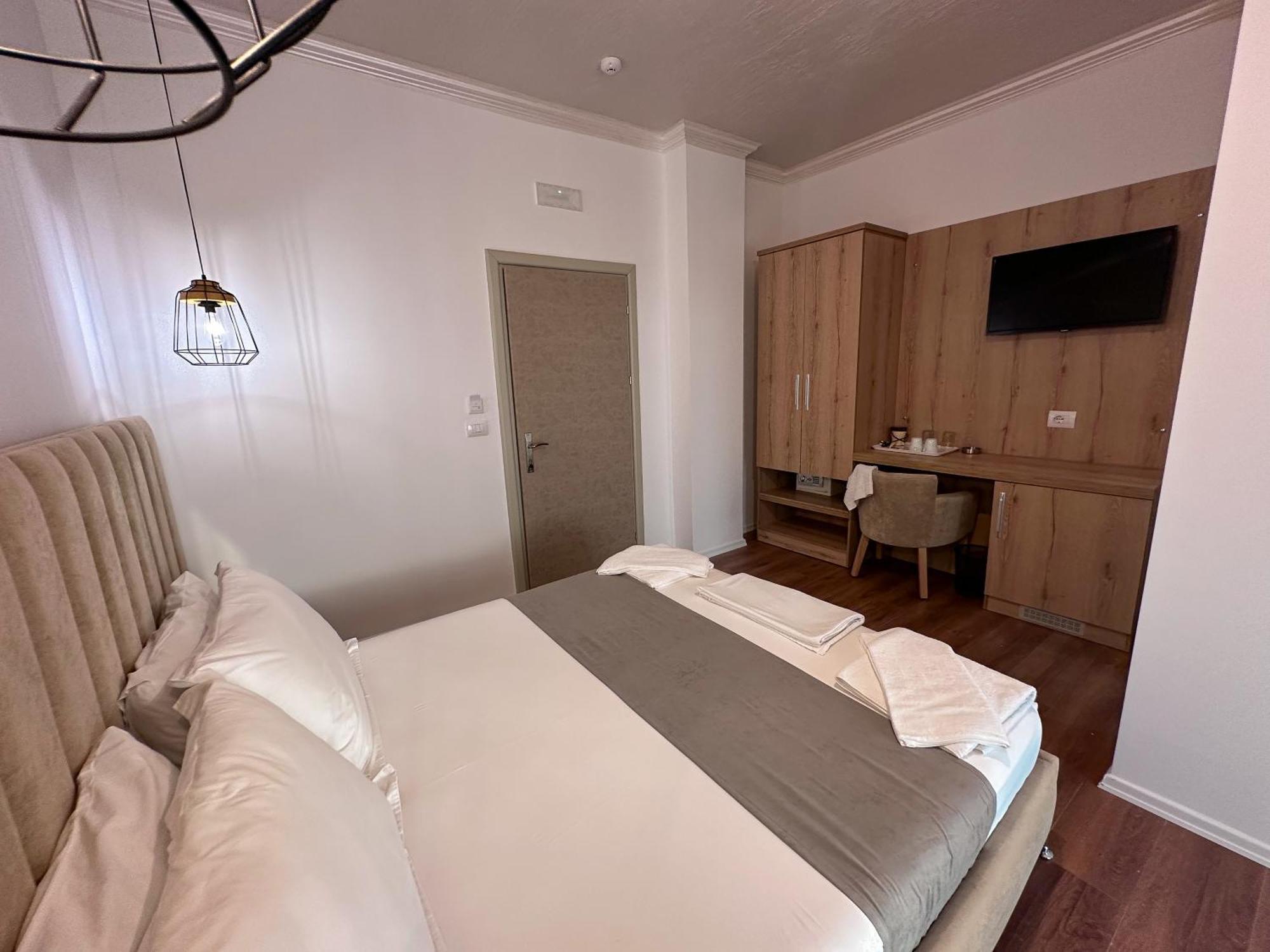 Hotel Murati Ksamil Buitenkant foto