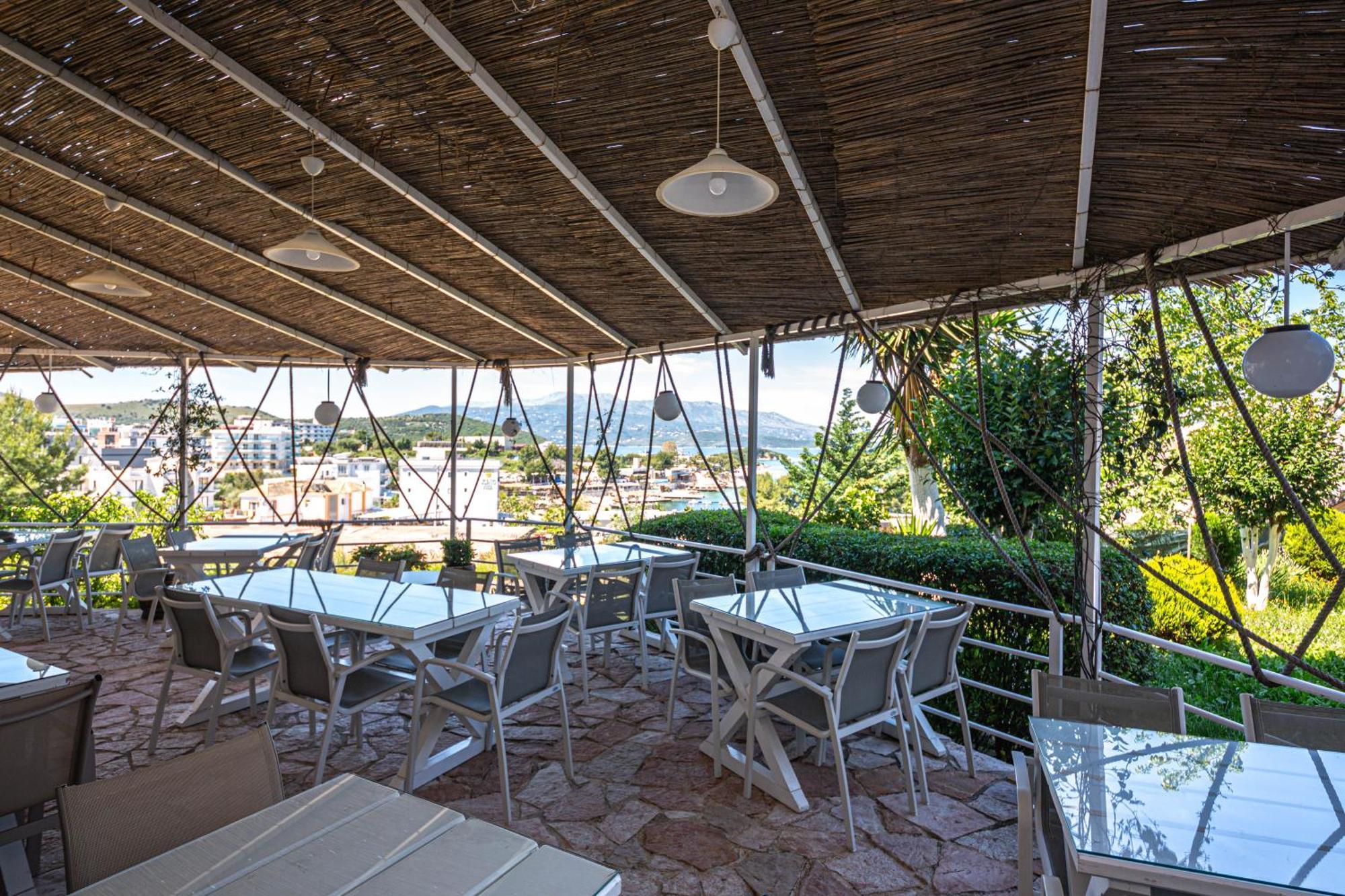 Hotel Murati Ksamil Buitenkant foto