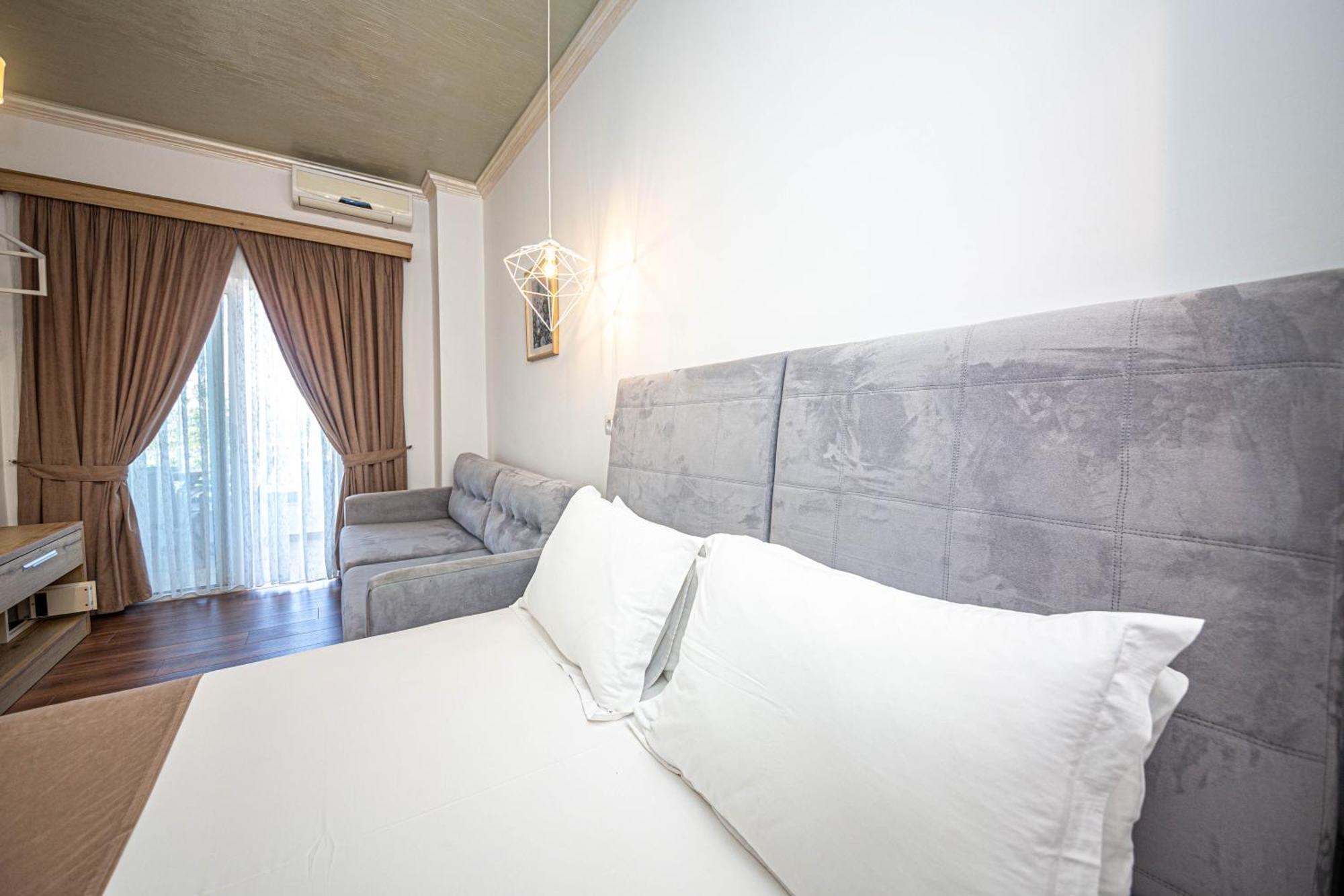 Hotel Murati Ksamil Buitenkant foto
